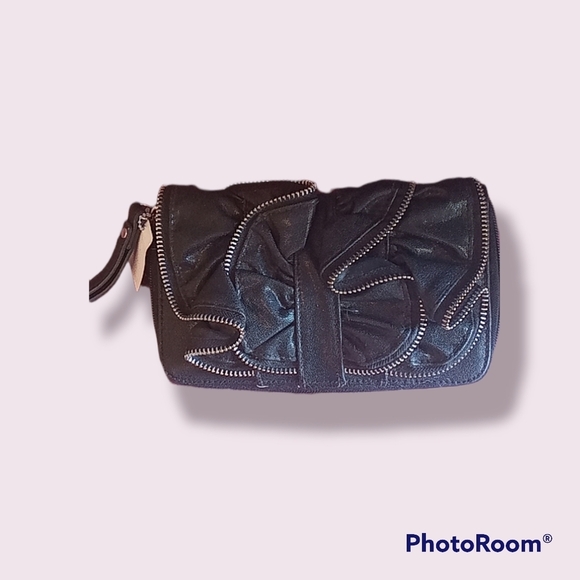 Black Zipper wallet with silver zipper rufflel accents - Picture 1 of 5